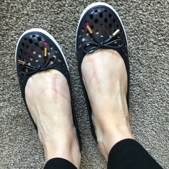 NWOT Tory Burch Navy Skyler Perforated Flats - Picture 2 of 8